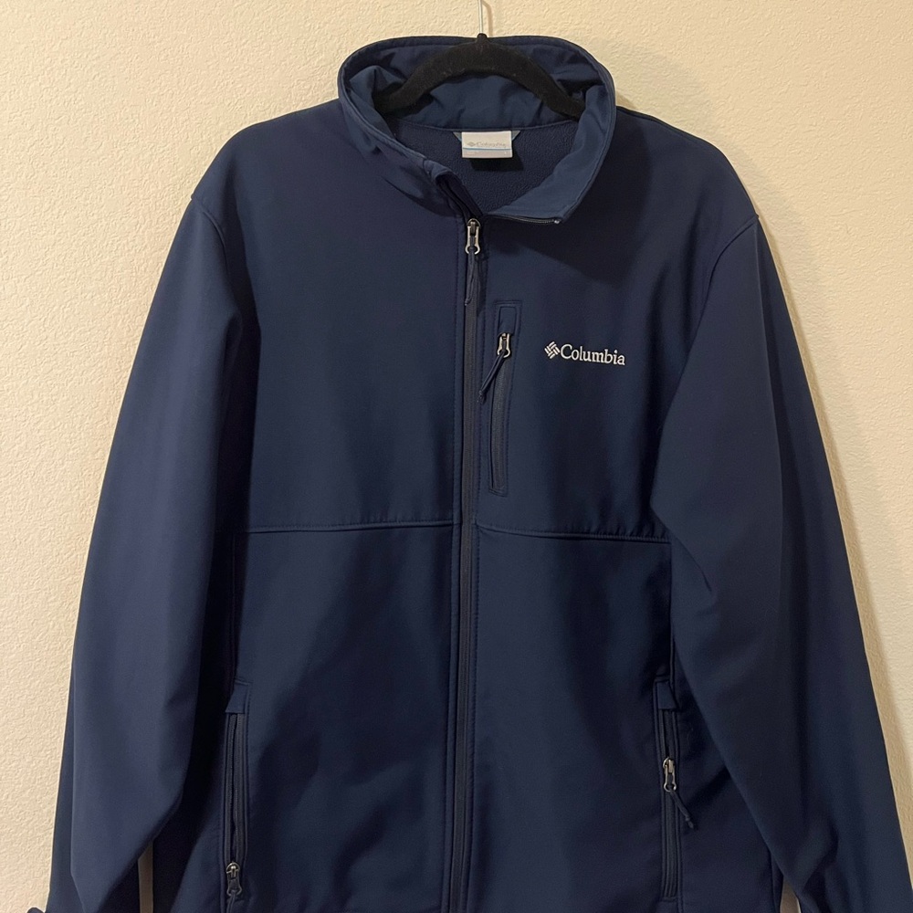 Columbia Men's Navy Jacket